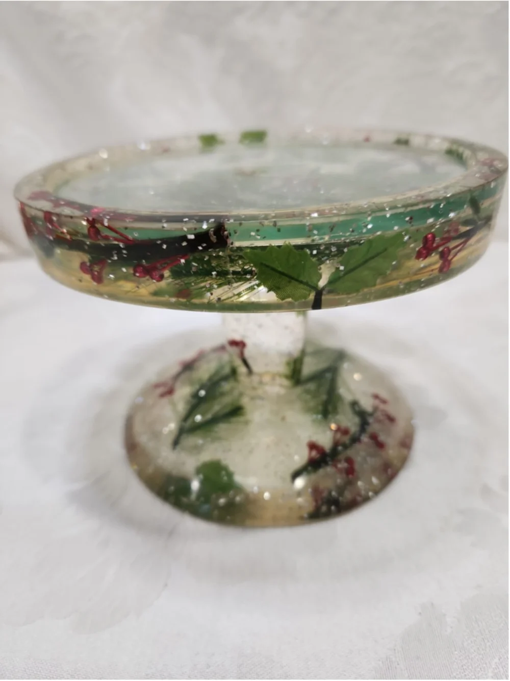 White Barn Acrylic Pillar Candle Holder ~ Holly Pine Glitter,EUC
